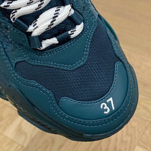 High Quality Luxury Balenciaga Triple S Sneakers Womens product detail