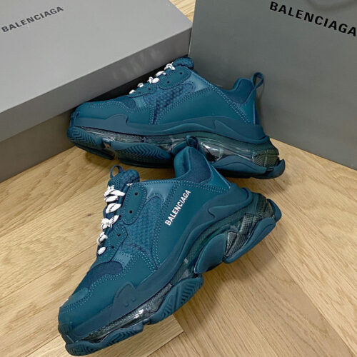 High Quality Luxury Balenciaga Triple S Sneakers Womens alternate view