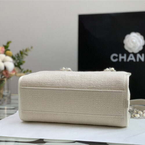 High Quality Luxury Chanel Bowling Bag Pillow Bag – Style 47061 product detail