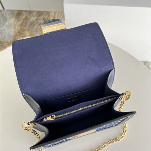 High Quality Luxury Louis Vuitton Dauphine Medium Bag product detail