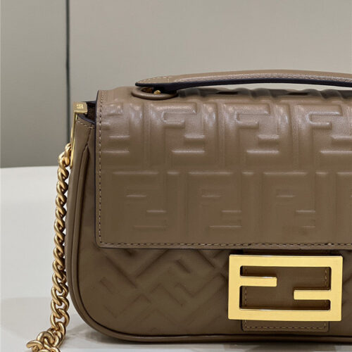 High Quality Luxury Fendi Classic Embossed Baguette Bag – Style 32363 product detail