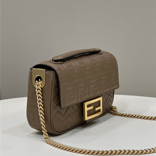High Quality Luxury Fendi Classic Embossed Baguette Bag – Style 32363 product detail