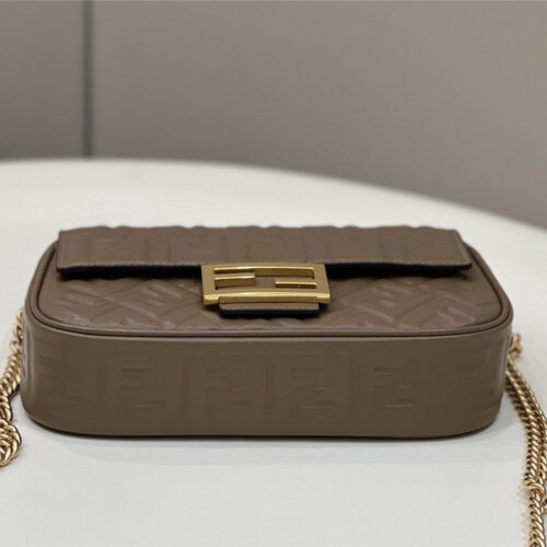 High Quality Luxury Fendi Classic Embossed Baguette Bag – Style 32363 product detail