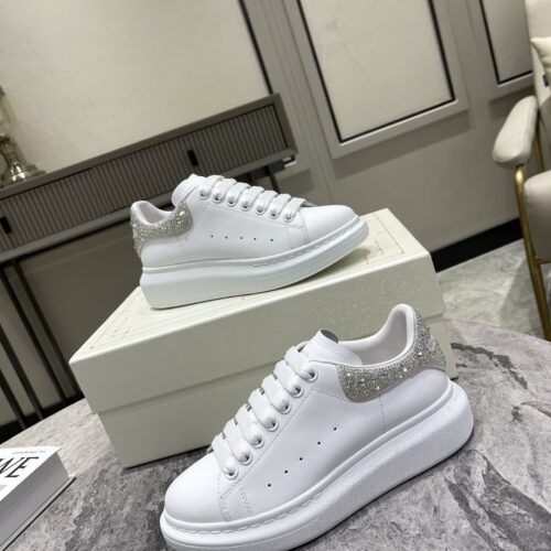 High Quality Luxury Alexander McQueen Couple Sneakers – Style 93731