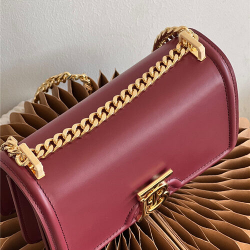 High Quality Luxury Burberry Tb Logo Lock Bag product detail