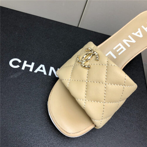 High Quality Luxury Chanel Classic C Buckle Slippers – Style 26342 product detail