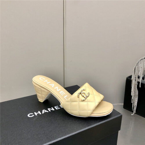High Quality Luxury Chanel Classic C Buckle Slippers – Style 26342 product detail