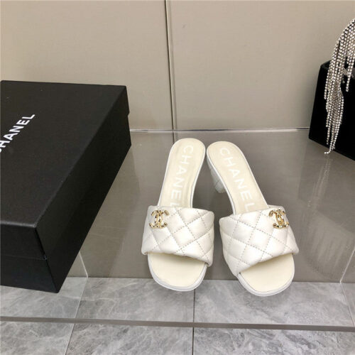 High Quality Luxury Chanel Classic C Buckle Slippers – Style 33126 alternate view