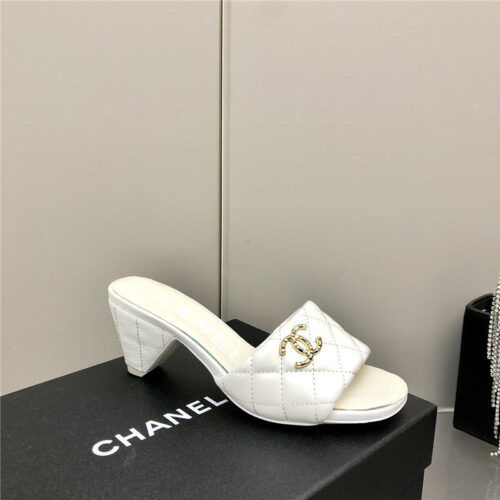 High Quality Luxury Chanel Classic C Buckle Slippers – Style 33126 product detail