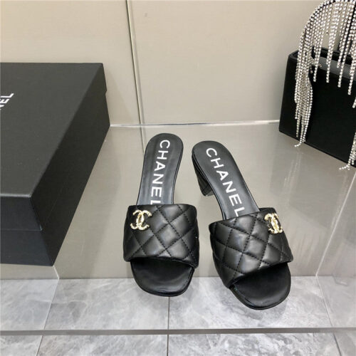 High Quality Luxury Chanel Classic C Buckle Slippers alternate view