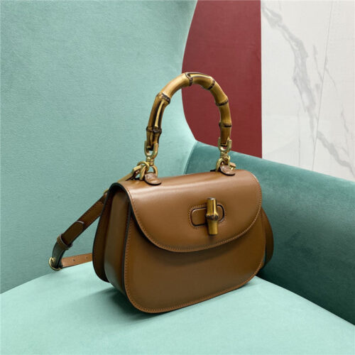 High Quality Luxury Gucci Bamboo 1947 Jumbo Small Top Handle Bag – Style 03228 product detail