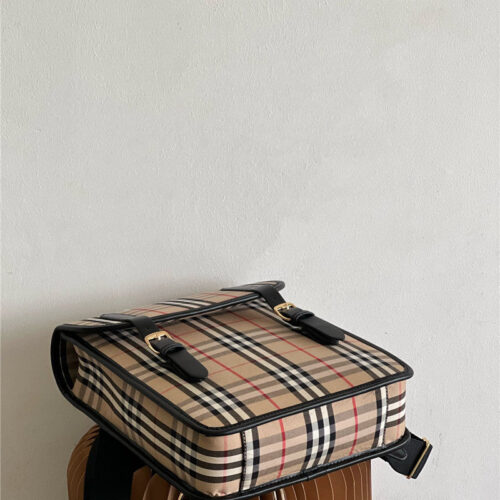 High Quality Luxury Burberry Check Backpack product detail