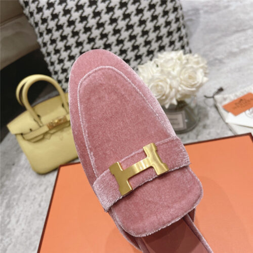 High Quality Luxury Hermes H Buckle Classic Slippers – Style 34275 product detail