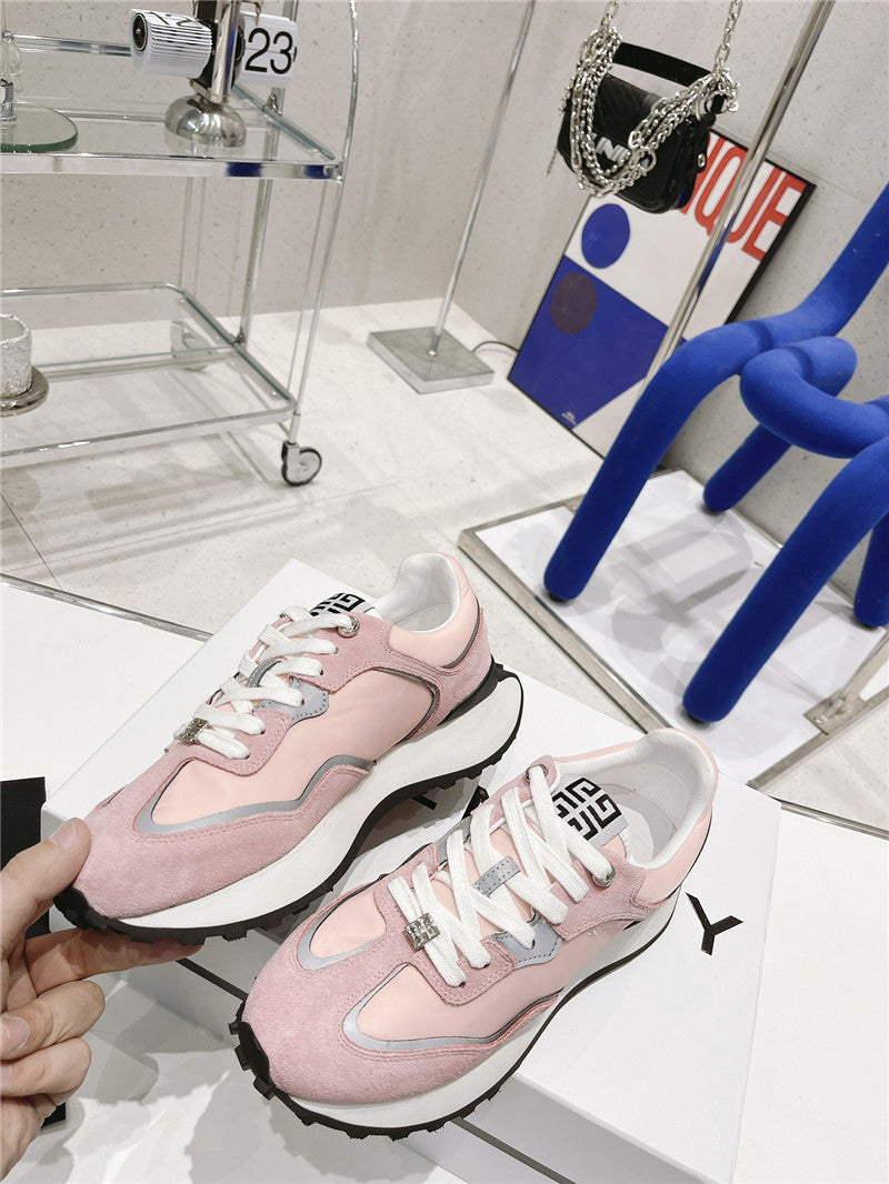 High Quality Luxury Givenchy Giv Runner Logo Sneaker – Style 08259 product detail