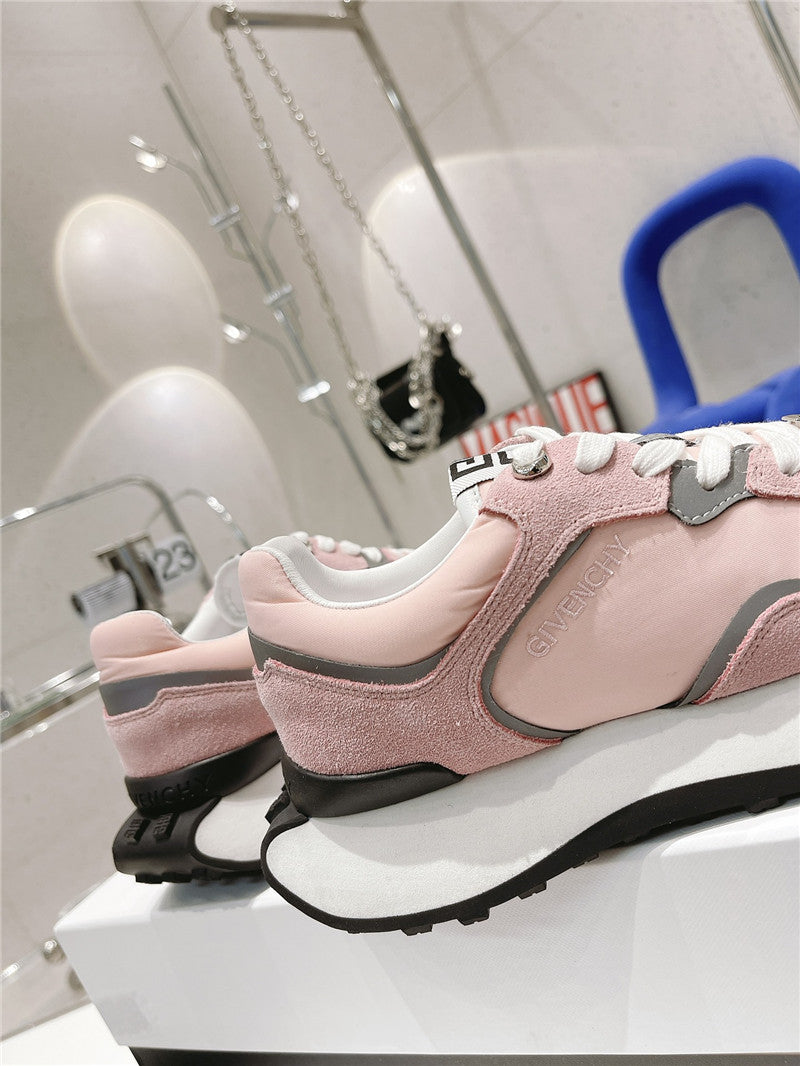 High Quality Luxury Givenchy Giv Runner Logo Sneaker – Style 08259 product detail