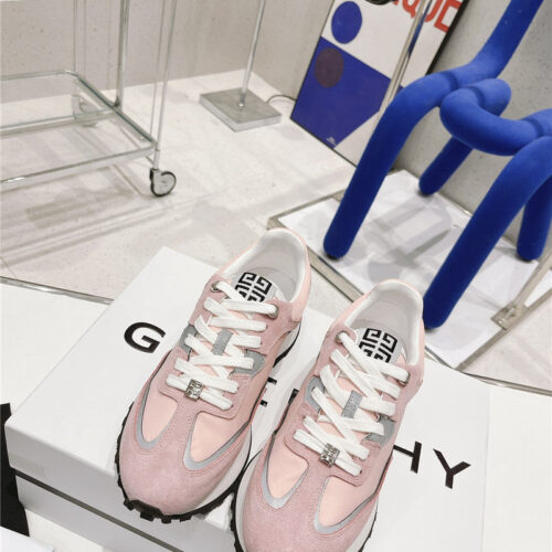 High Quality Luxury Givenchy Giv Runner Logo Sneaker – Style 08259 alternate view