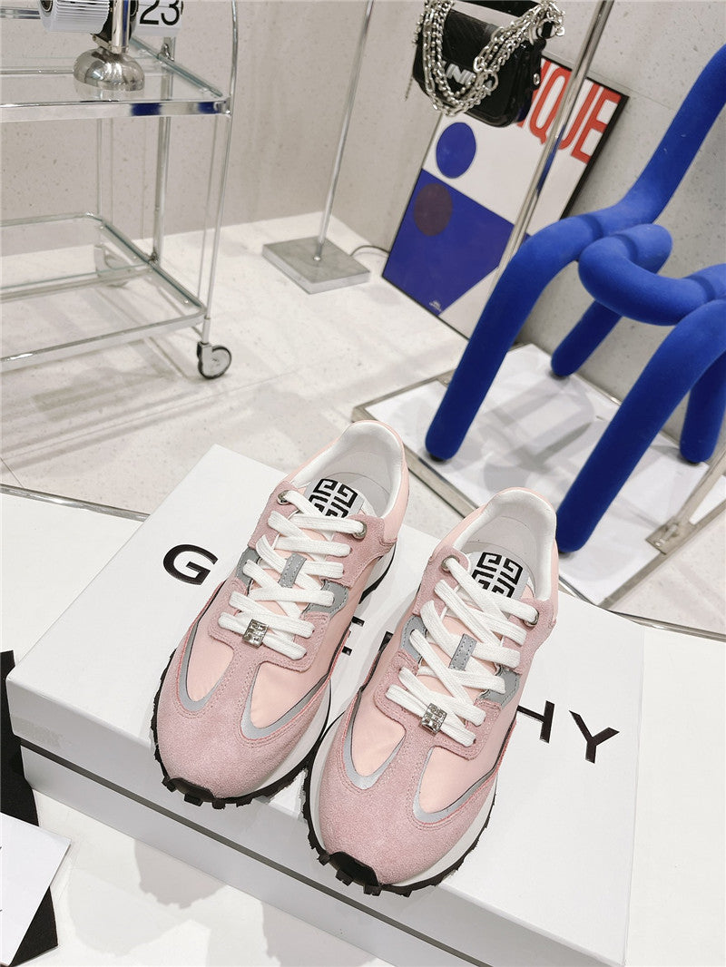 High Quality Luxury Givenchy Giv Runner Logo Sneaker – Style 08259 product detail