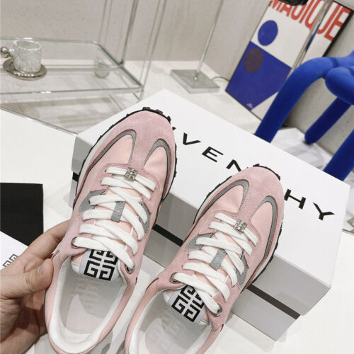 High Quality Luxury Givenchy Giv Runner Logo Sneaker – Style 08259 product detail