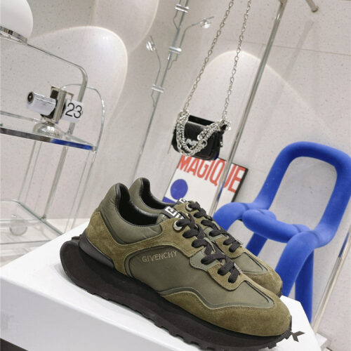 High Quality Luxury Givenchy Giv Runner Logo Sneaker – Style 06563
