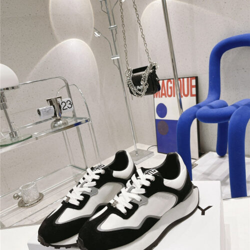 High Quality Luxury Givenchy Giv Runner Logo Sneaker – Style 01475 product detail