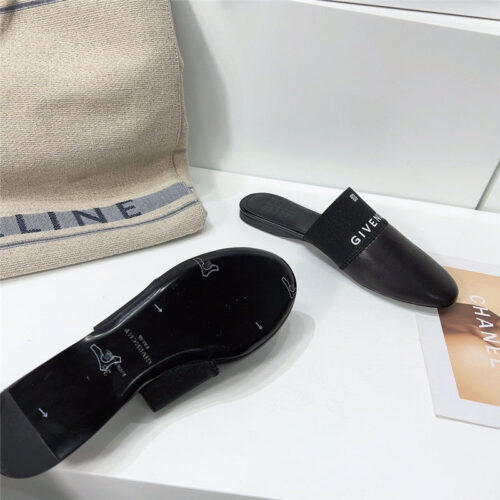 High Quality Luxury Givenchy Logo Flat Slippers – Style 61923 product detail