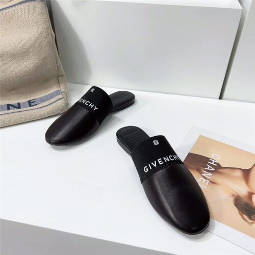 High Quality Luxury Givenchy Logo Flat Slippers – Style 61923 product detail