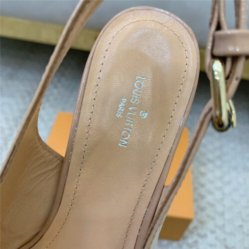 High Quality Luxury Louis Vuitton Classic Chunky Heel Sandals – Style 82403 product detail