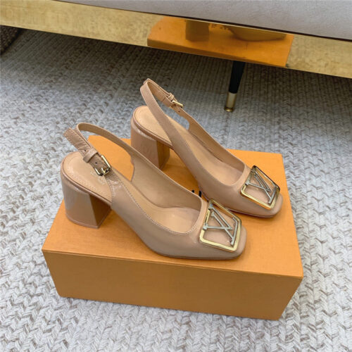 High Quality Luxury Louis Vuitton Classic Chunky Heel Sandals – Style 82403