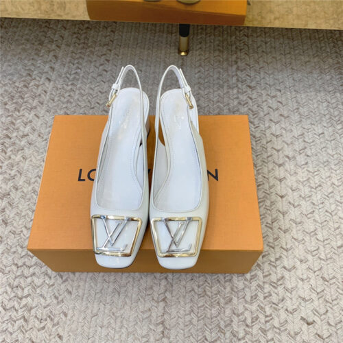 High Quality Luxury Louis Vuitton Classic Chunky Heel Sandals alternate view