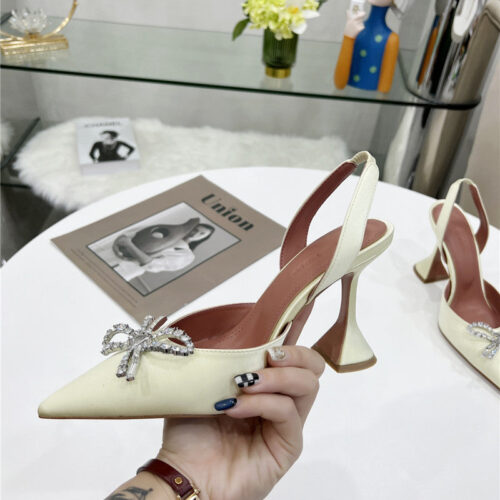 High Quality Luxury Amina Muaddi High-End Rhinestone Original Buckle Pumps – Style 83971 product detail