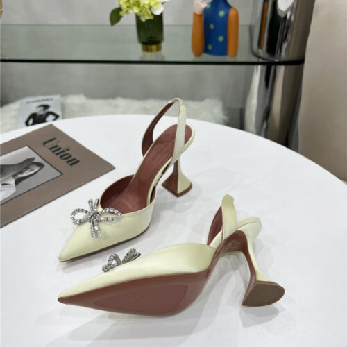 High Quality Luxury Amina Muaddi High-End Rhinestone Original Buckle Pumps – Style 83971 product detail