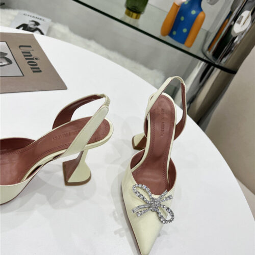 High Quality Luxury Amina Muaddi High-End Rhinestone Original Buckle Pumps – Style 83971 product detail