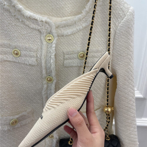 High Quality Luxury Balenciaga Pointed Toe Slippers – Style 04291 product detail