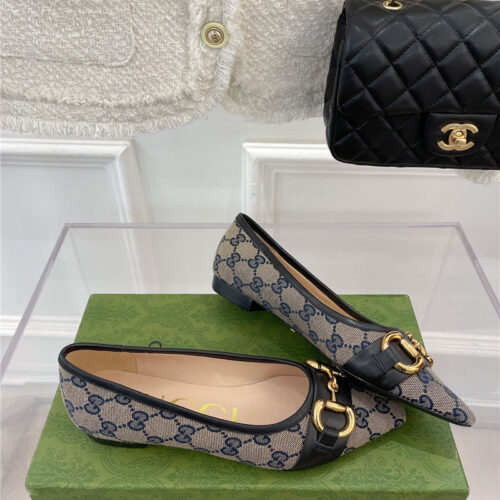 High Quality Luxury Gucci Classic Horsebit Flats – Style 85491 alternate view