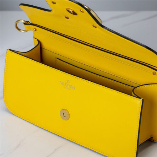 High Quality Luxury Valentino Vlogo Signature Shoulder Bag product detail