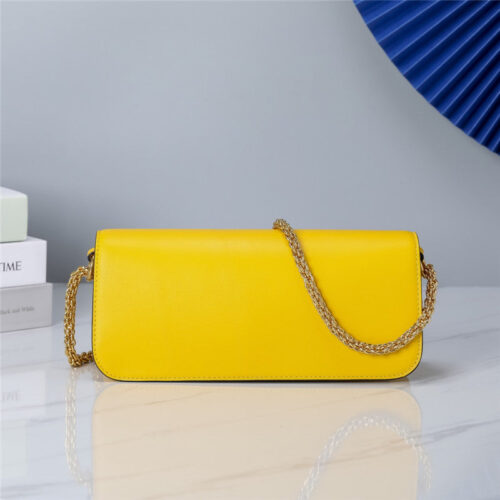 High Quality Luxury Valentino Vlogo Signature Shoulder Bag alternate view