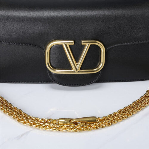 High Quality Luxury Valentino Vlogo Signature Shoulder Bag – Style 03898 product detail