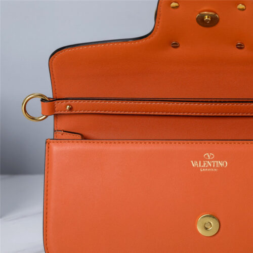 High Quality Luxury Valentino Vlogo Signature Shoulder Bag – Style 03896 product detail