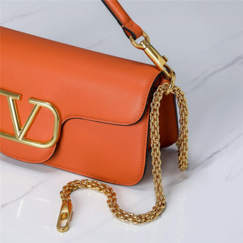 High Quality Luxury Valentino Vlogo Signature Shoulder Bag – Style 03896 product detail