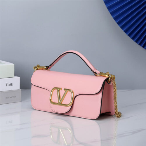 High Quality Luxury Valentino Vlogo Signature Calfskin Shoulder Bag product detail