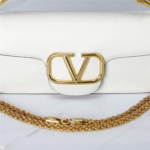 High Quality Luxury Valentino Vlogo Signature Calfskin Shoulder Bag – Style 03888 product detail