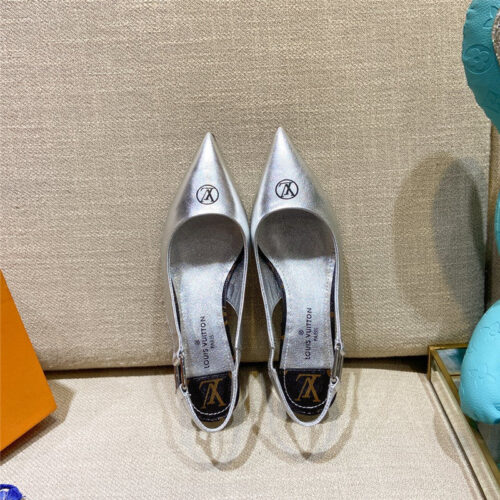 High Quality Luxury Louis Vuitton Sandals Slippers – Style 58723 product detail