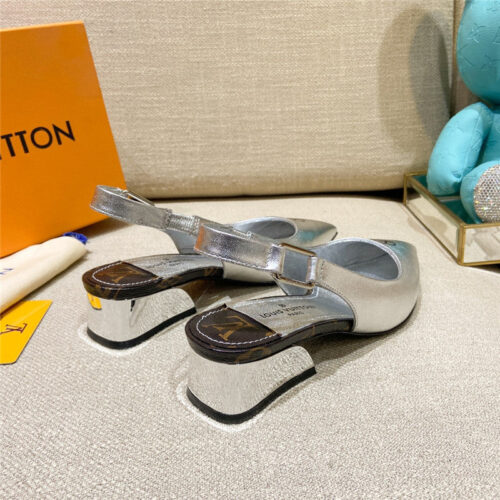 High Quality Luxury Louis Vuitton Sandals Slippers – Style 58723 product detail