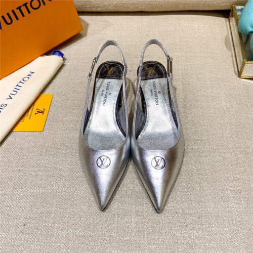 High Quality Luxury Louis Vuitton Sandals Slippers – Style 58723 alternate view