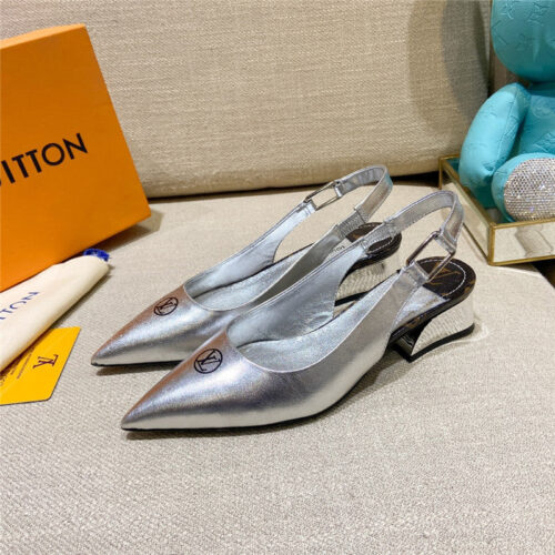 High Quality Luxury Louis Vuitton Sandals Slippers – Style 58723