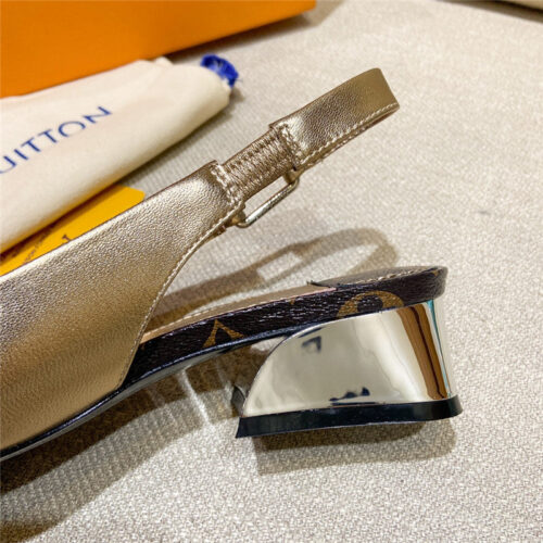 High Quality Luxury Louis Vuitton Sandals Slippers – Style 46851 product detail