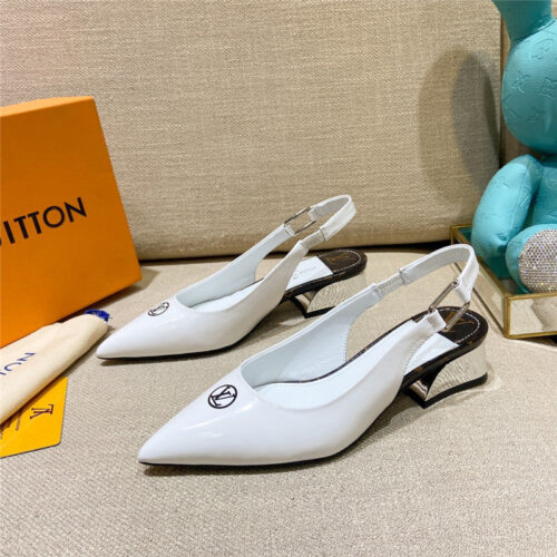 High Quality Luxury Louis Vuitton Sandals Slippers – Style 03907