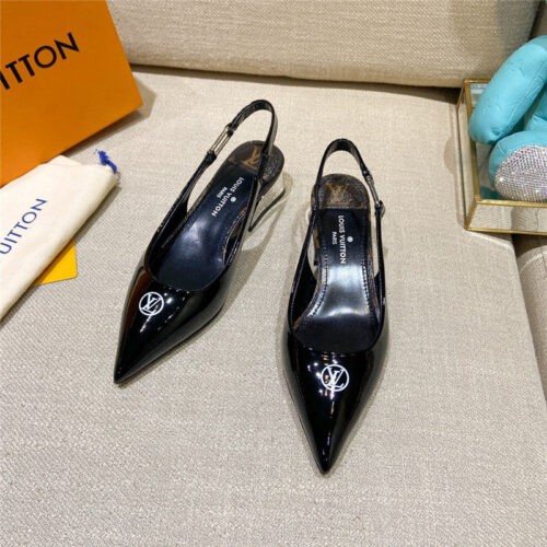High Quality Luxury Louis Vuitton Sandals Slippers – Style 60963 product detail