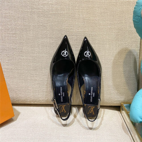 High Quality Luxury Louis Vuitton Sandals Slippers – Style 60963 product detail