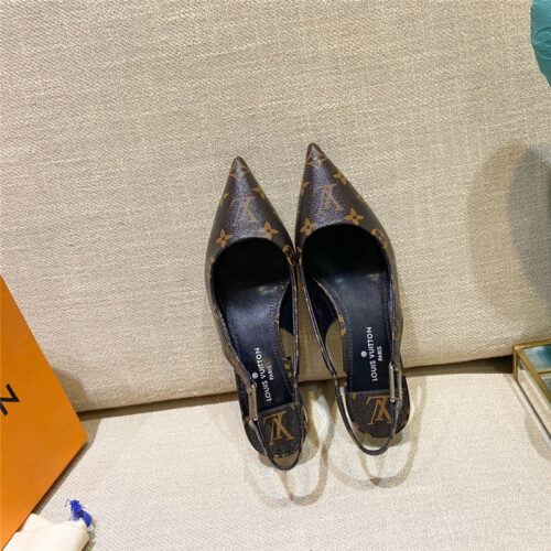 High Quality Luxury Louis Vuitton Sandals Slippers product detail